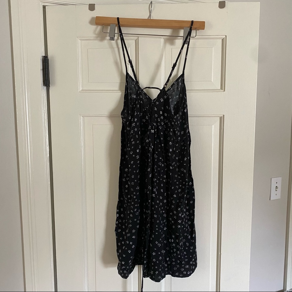 Sundress - Picture 6 of 8